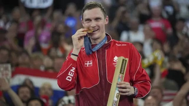 viktor axelsen